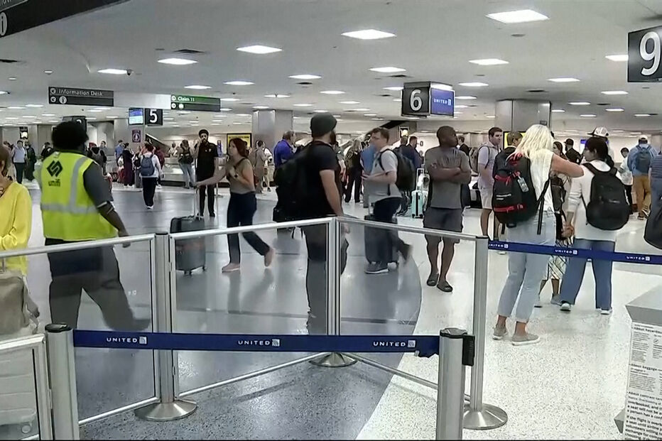 Problema técnico afeta voos da United Airlines nos EUA.
