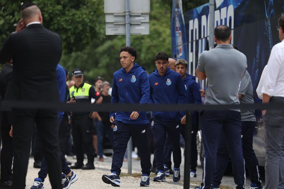Futebol português despede-se de Jorge Costa num funeral marcado pela emoção