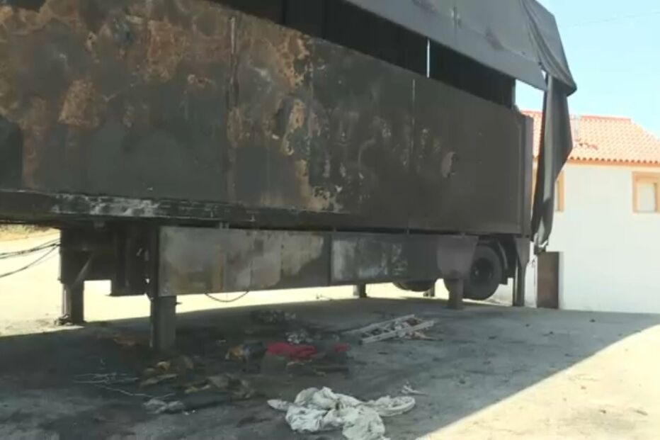 Expulso por ser incorreto com bailarina, regressa a concerto e incendeia o palco. Três feridos na Guarda