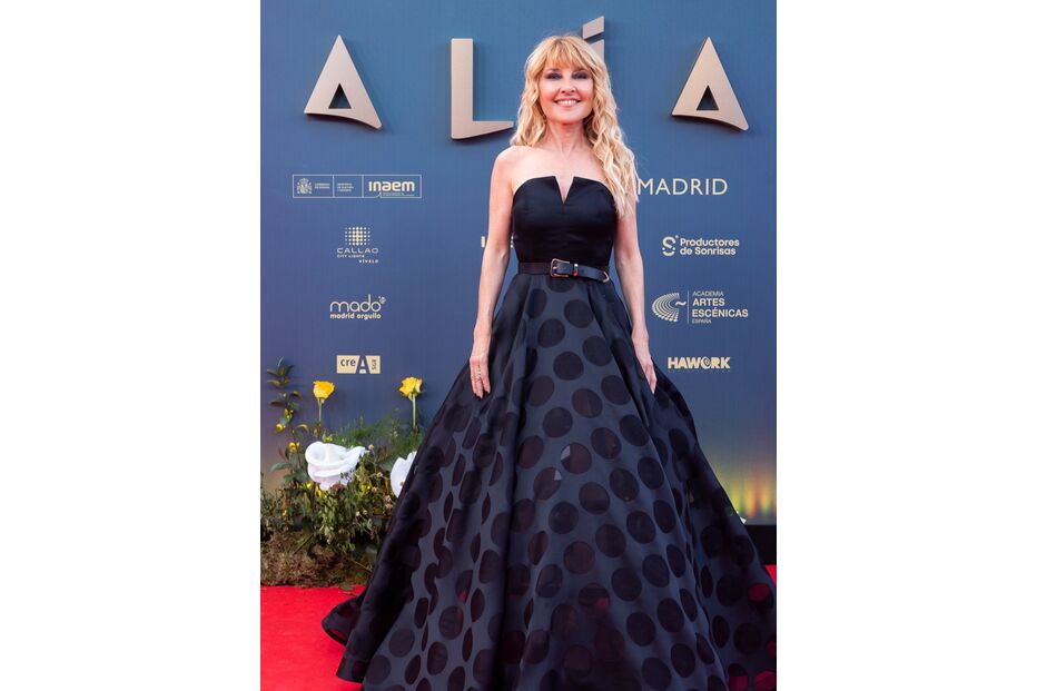 Cayetana Guillén Cuervo revela abuso infantil em podcast