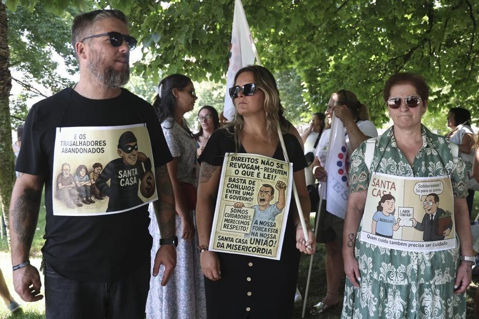 Trabalhadores das Misericórdias manifestaram-se hoje e vão repetir na próxima semana