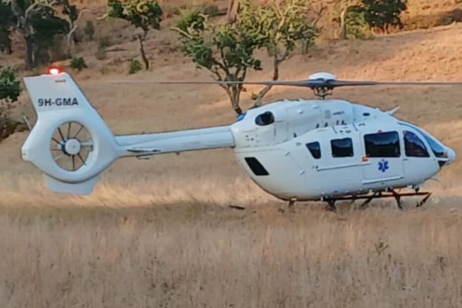 Vítima foi transportada de helicóptero para o Hospital de Santa Maria, em Lisboa