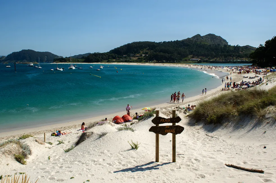 Praia de Rodas na Galiza: Roteiro pelos Caminhos de Santiago, entre cidades, praias e bosques