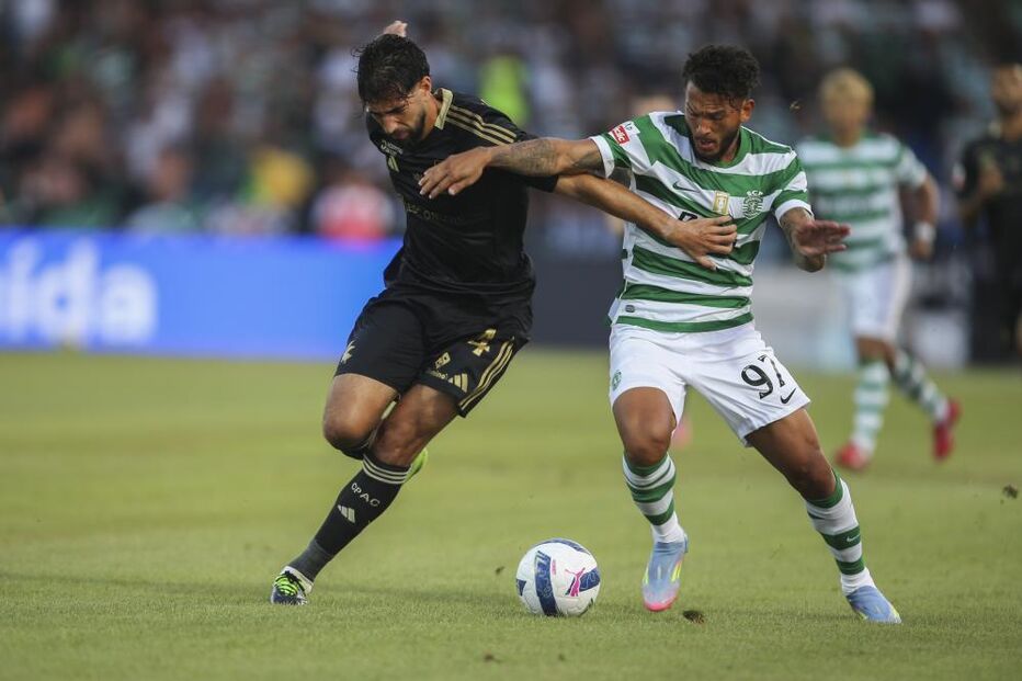 Sporting vence Casa Pia com golos de Trincão e Hjulmand em Rio Maior