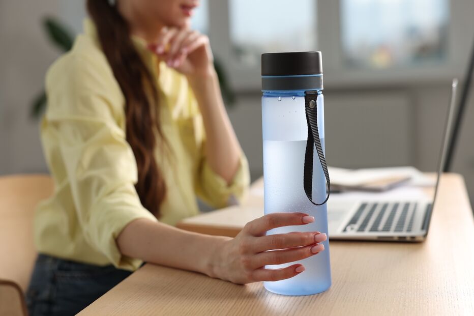 C-Studio garrafas de agua personalizadas.jpg
