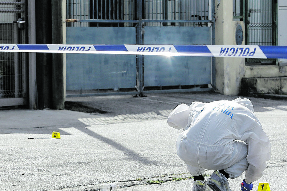 Quatro tiros contra casa de candidato do PSD