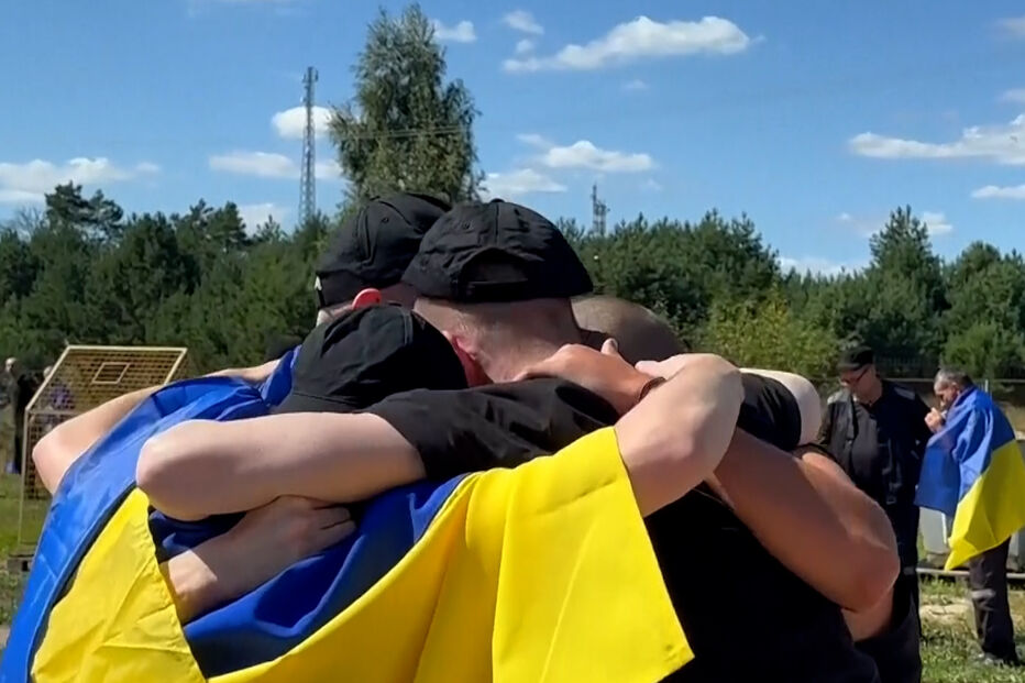 Libertados 84 ucranianos que estavam em cativeiro na Rússia