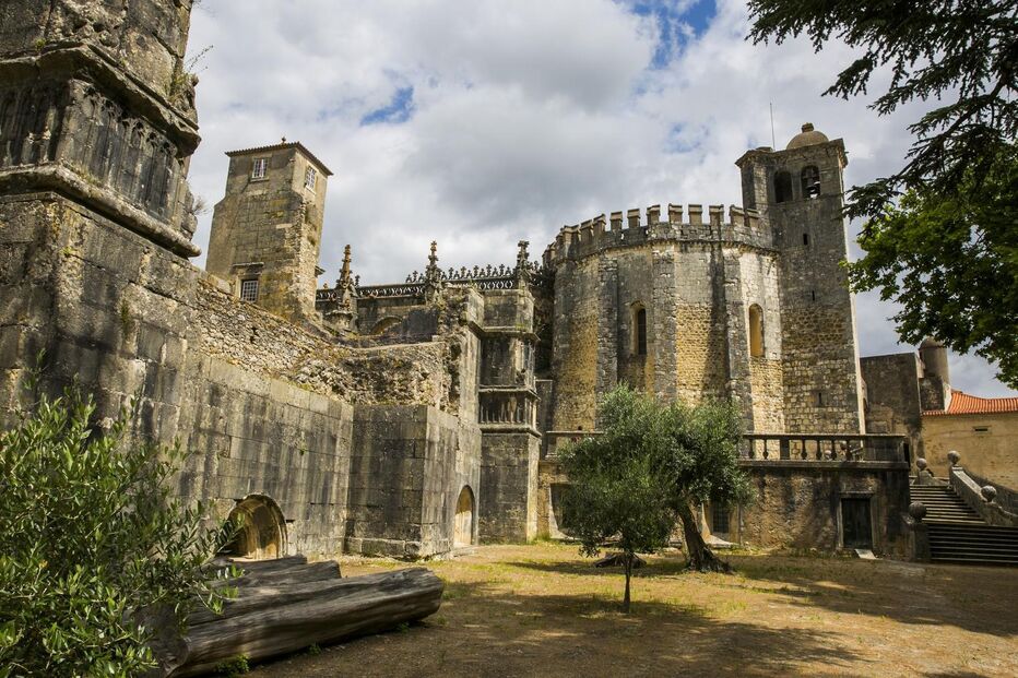 Obras de conservação e restauro nos claustros do Convento de Cristo, em Tomar, até 2026