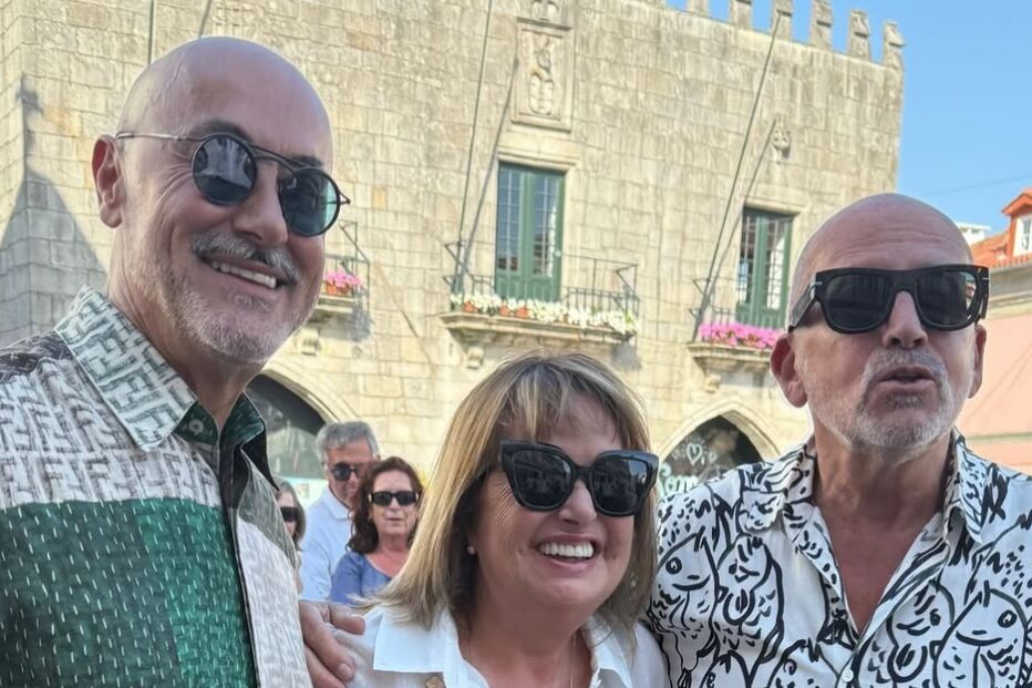 Rui de Oliveira Nunes, Miguel Goucha e Maria Luís Goucha num abraço