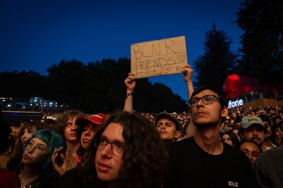 Festivaleiros no penúltimo dia do Paredes de Coura