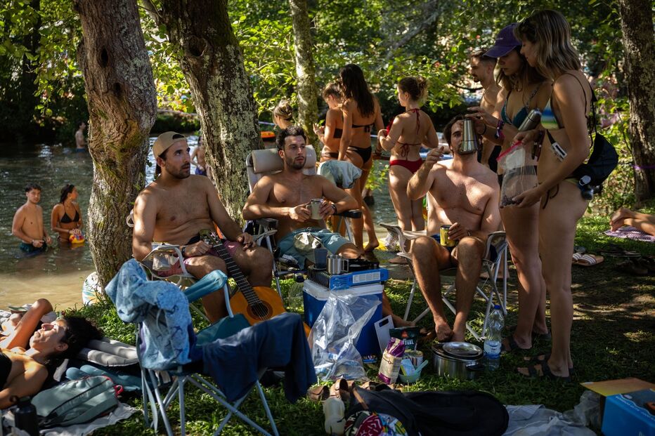 Festivaleiros no penúltimo dia do Paredes de Coura