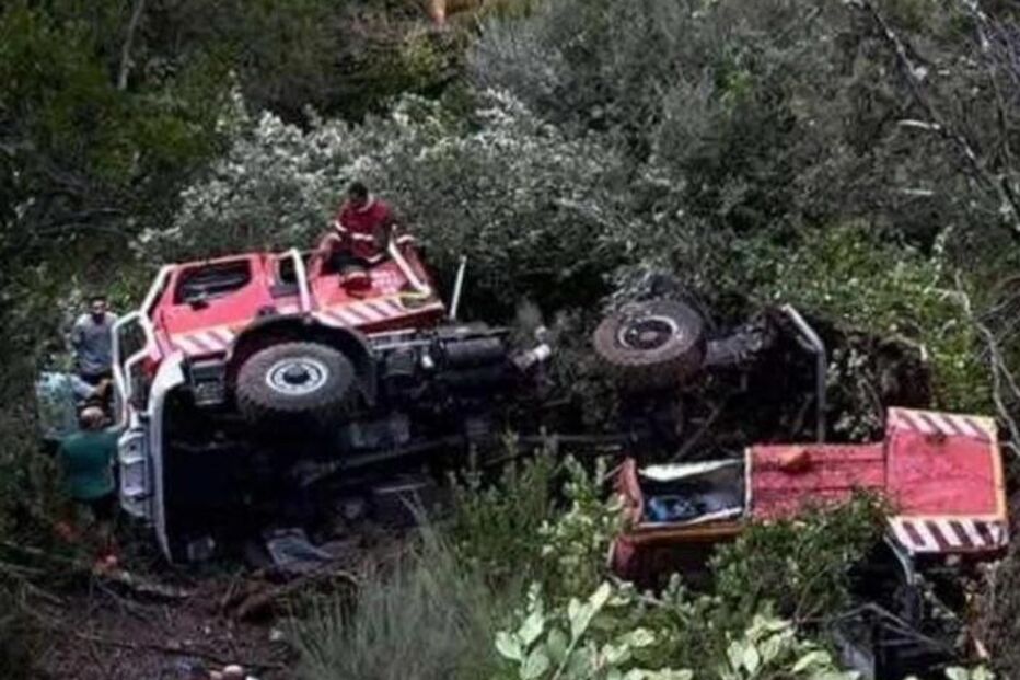 Capotamento de veículo de bombeiros na Covilhã