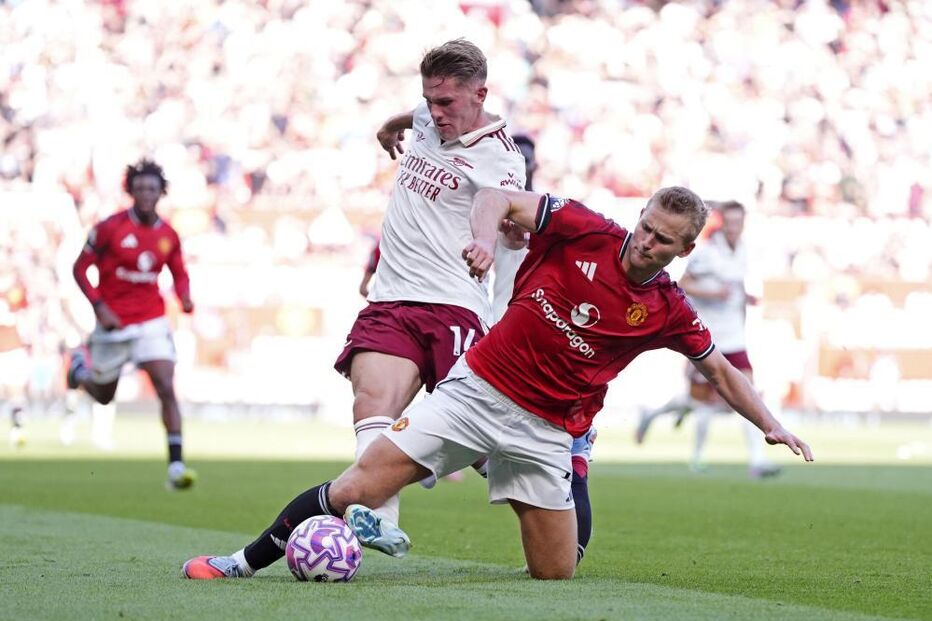 Gyokeres vence Amorim no arranque da Liga inglesa