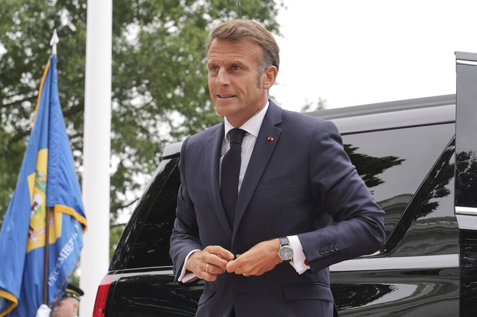 Macron chega a Washington para encontro com Trump e Zelensky sobre a guerra na Ucrânia