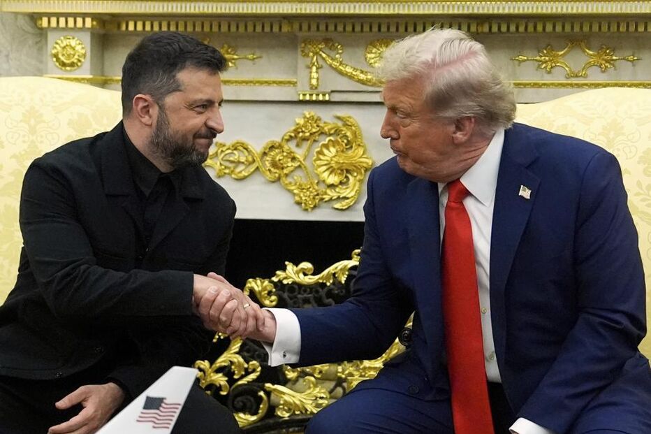 Zelensky foi recebido com sorrisos e elogios por Trump na Casa Branca, ao contrário do que tinha sucedido em fevereiro