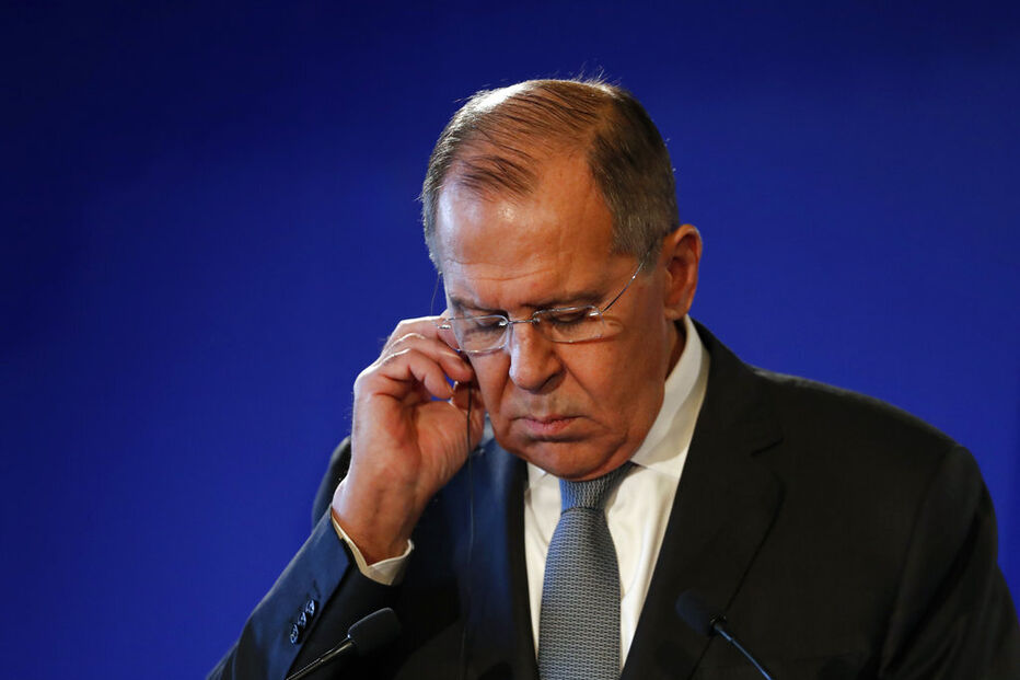 Lavrov alerta para cautela em possível cimeira Putin-Zelensky