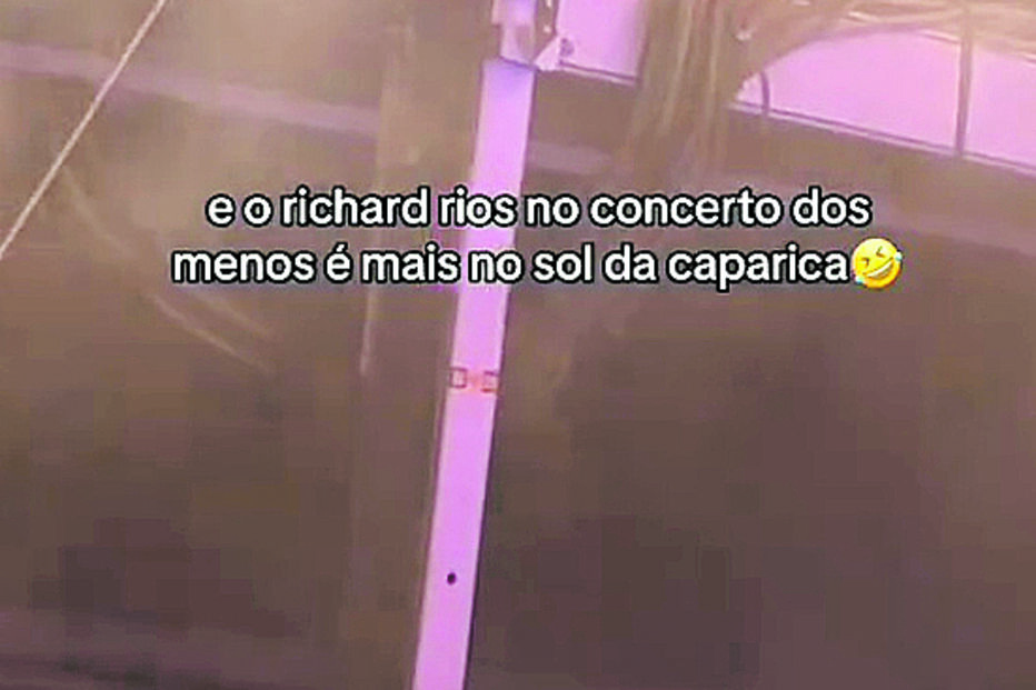 A foto tirada com Richard Ríos no Sol da Caparica