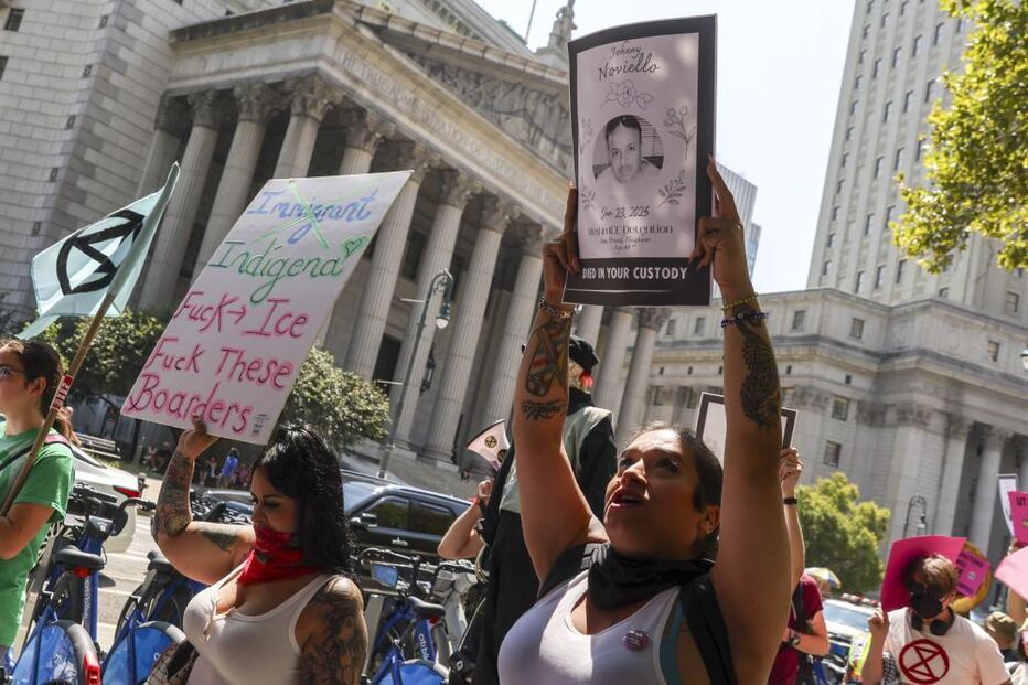 Protesto contra deportação de imigrantes em Nova Iorque