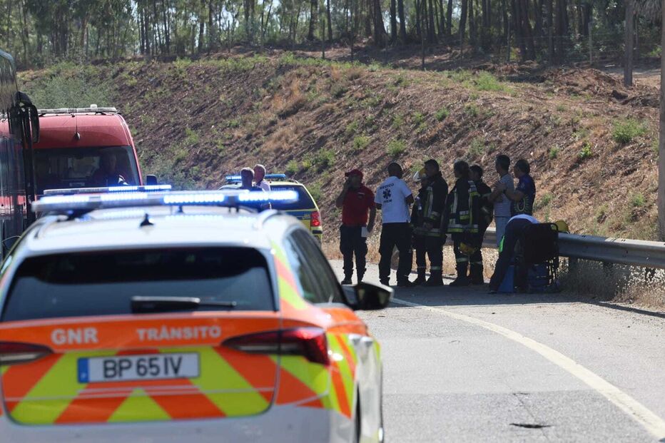 Acidente com autocarro no IP3
