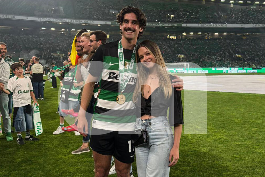 Trincão com a namorada