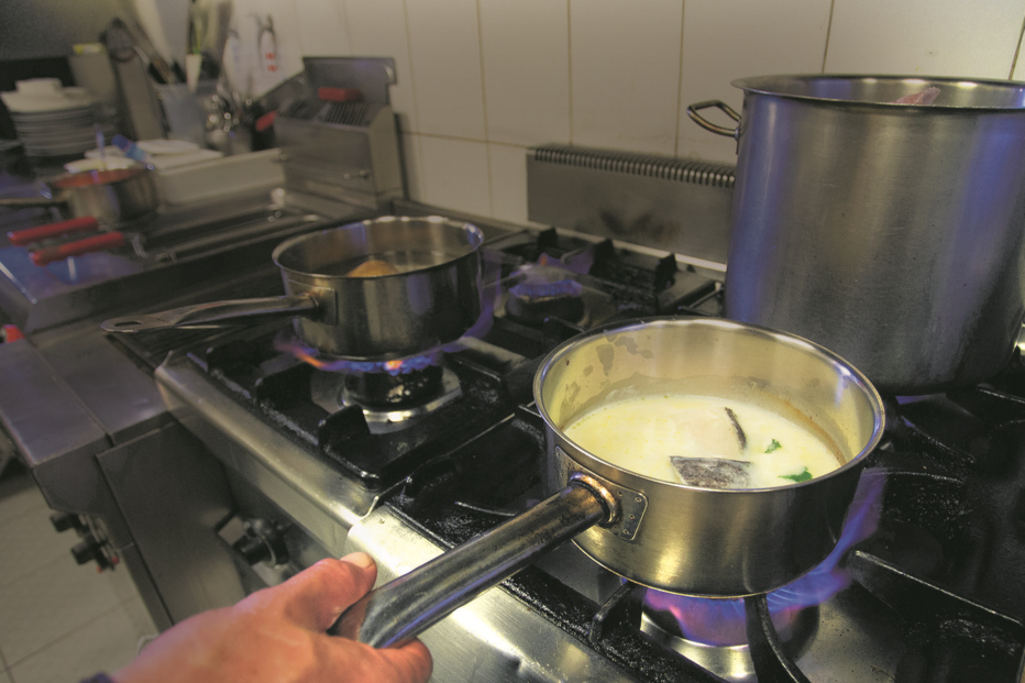 Cliente faz queixa e investigação deteta mais de dois mil lesados por atrasos