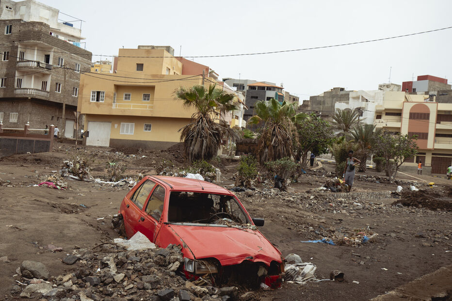 EUA ajuda Cabo Verde após tempestade com medicamentos e alimentos para Santo Antão e São Vicente