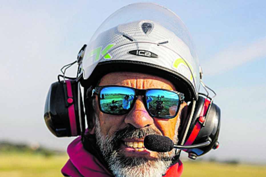 Eduardo Lagoa, cinco vezes campeão nacional de parapente