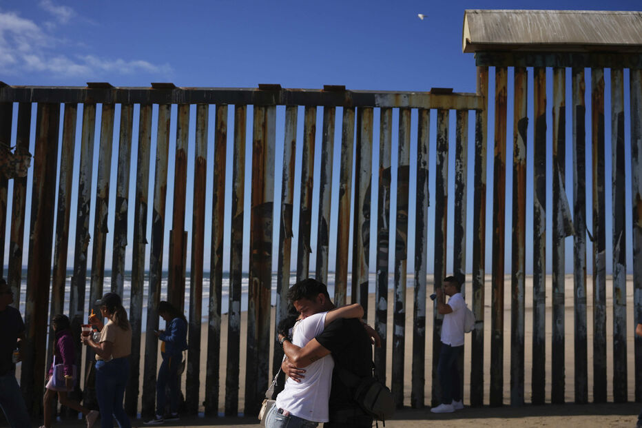 Muro da fronteira dos EUA com o México