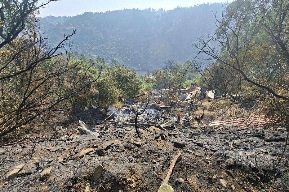 Casa destruída pelas chamas em Pedrógão Grande