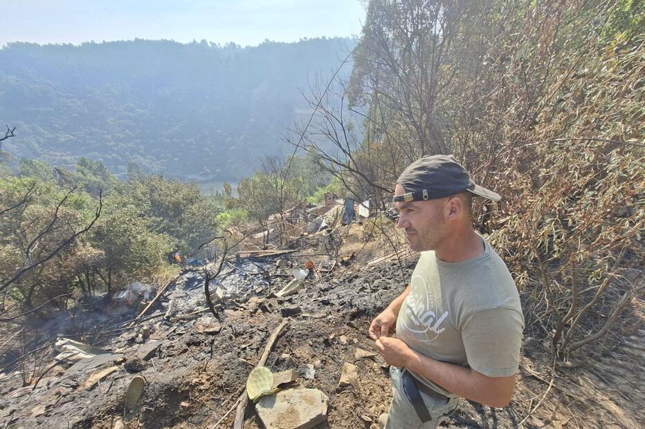 Casa destruída pelas chamas em Pedrógão Grande