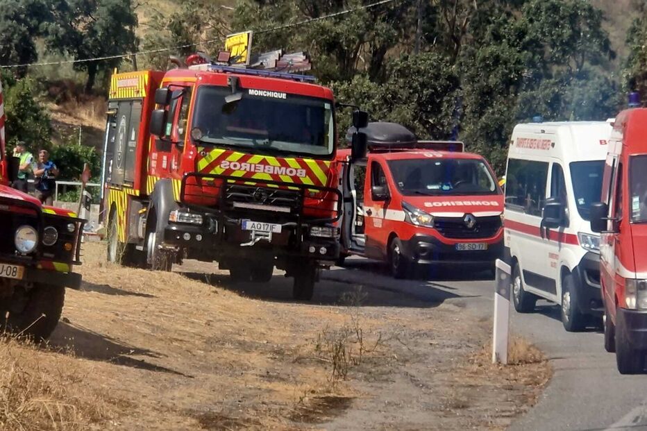 Cinco mortos em despiste de carro na N266 no Algarve