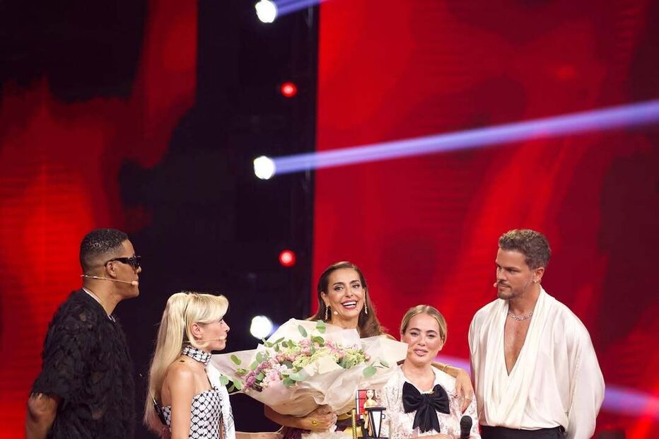 Catarina Furtado festeja aniversário em direto na RTP1.jpg