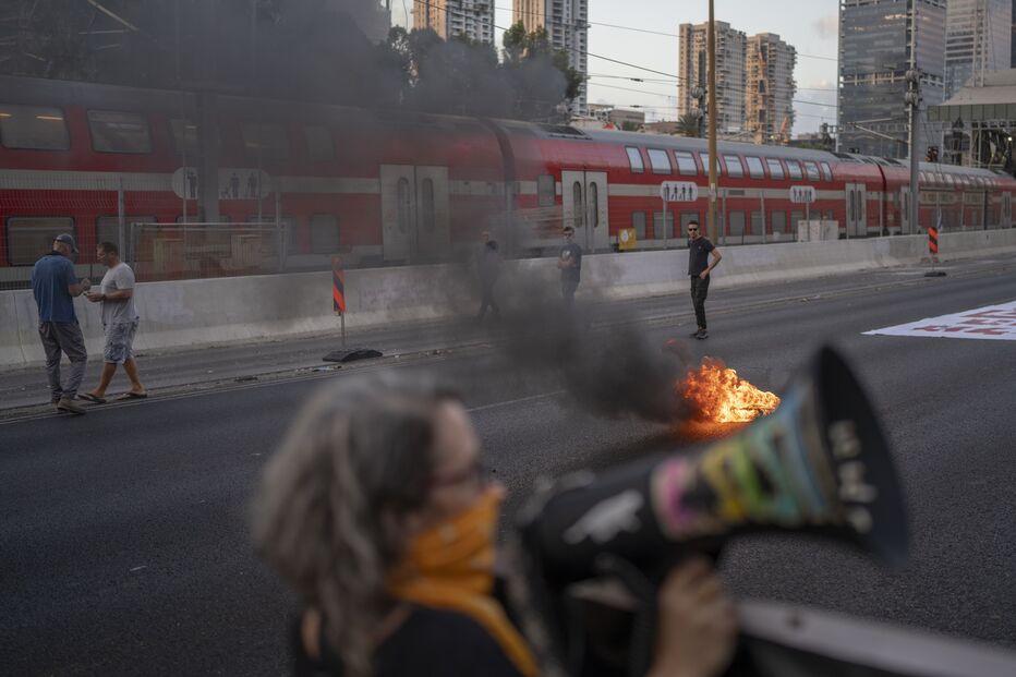 Israelenses protestam por acordo de cessar-fogo e libertação de reféns em Gaza