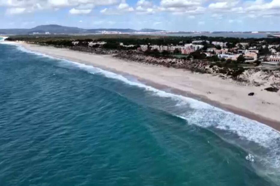 Acessos às praias da costa de Grândola têm vindo a ser condicionados por segurança e portões