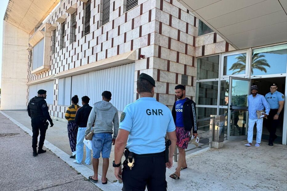 Migrantes marroquinos pedem asilo em Portugal após chegada ao Algarve