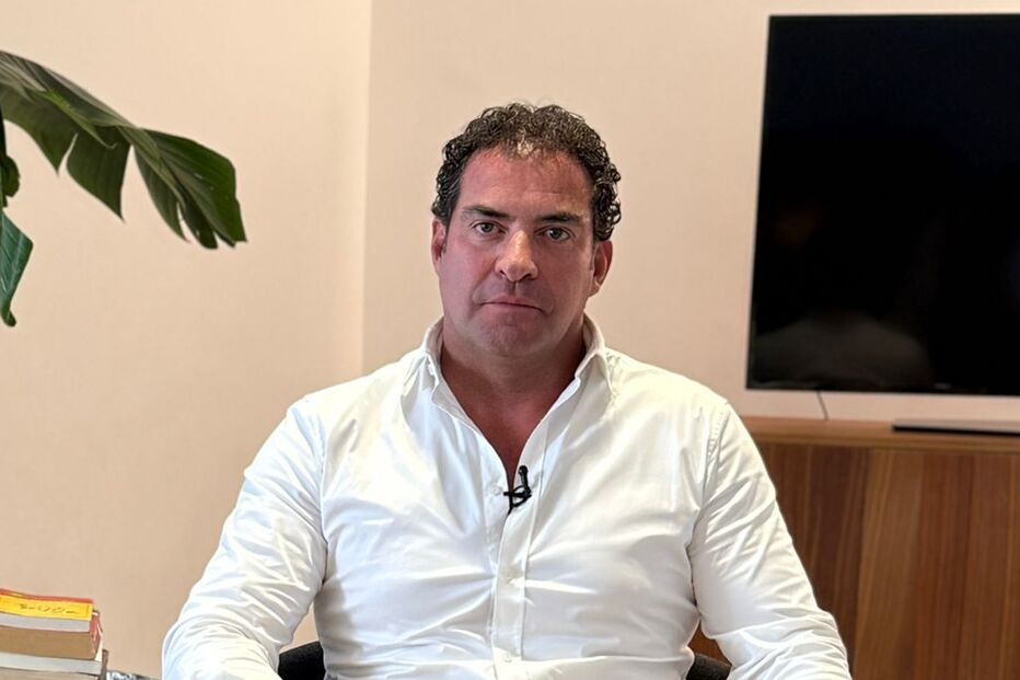 Kina reage a acusações de Hélder Correia e revela abusos da família