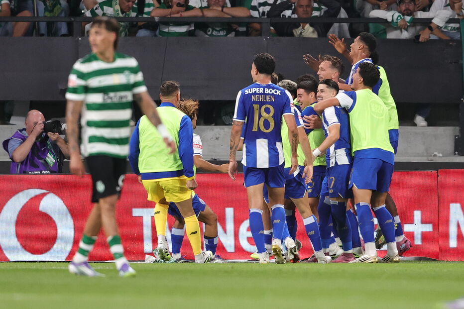 FC Porto vence Sporting com golo de Nehuén Pérez, em Alvalade