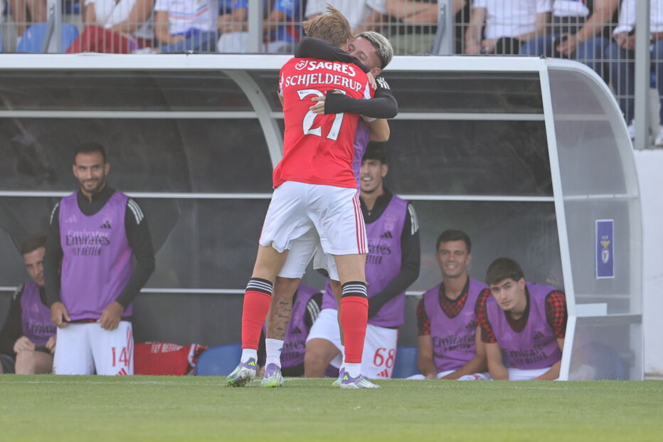 Schjelderup marca para o Benfica contra o Alverca na Liga Portugal Betclic