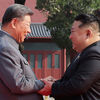 <![CDATA[ Kim garante a Xi Jinping vontade "inabalável" de desenvolver relações bilaterais ]]>