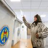 Med parlamentarnimi volitvami v Moldaviji obtožbe o manipulacijah med proevropskimi in proruskimi silami