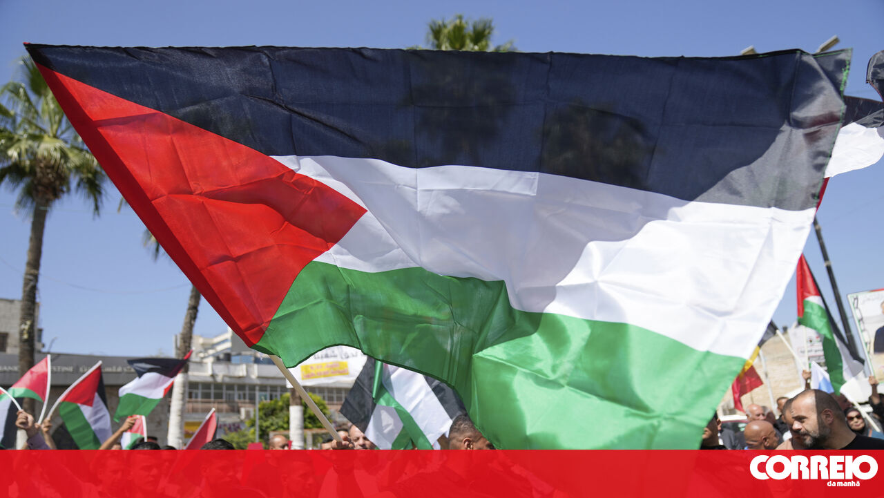 Hundreds Rally in Lisbon Demanding Release of Portuguese Citizens from Humanitarian Flotilla