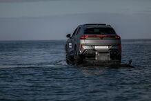 CUPRA Terramar mostra capacidade dentro de água