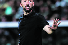 FC Porto dispara no favoritismo ao título e arrasa rivais de Lisboa