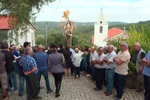 Dezenas partilharam o momento de dor, em Sarnadas de São Simão