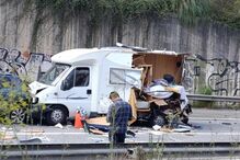 Acidente na A20, em Vila Nova de Gaia, envolve autocaravana e outros veículos. Há feridos