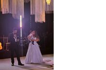 Jorge Mendes acompanha a filha Marisa ao altar no dia do casamento