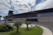 Pista do aeroporto de Porto Santo encerrada após incidente 