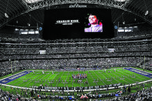 Minuto de silêncio durante jogo da NFL