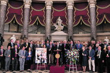 Charlie Kirk homenageado no Congresso