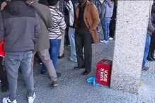 Dupla detida por burlar 800 imigrantes com falsas legalizações